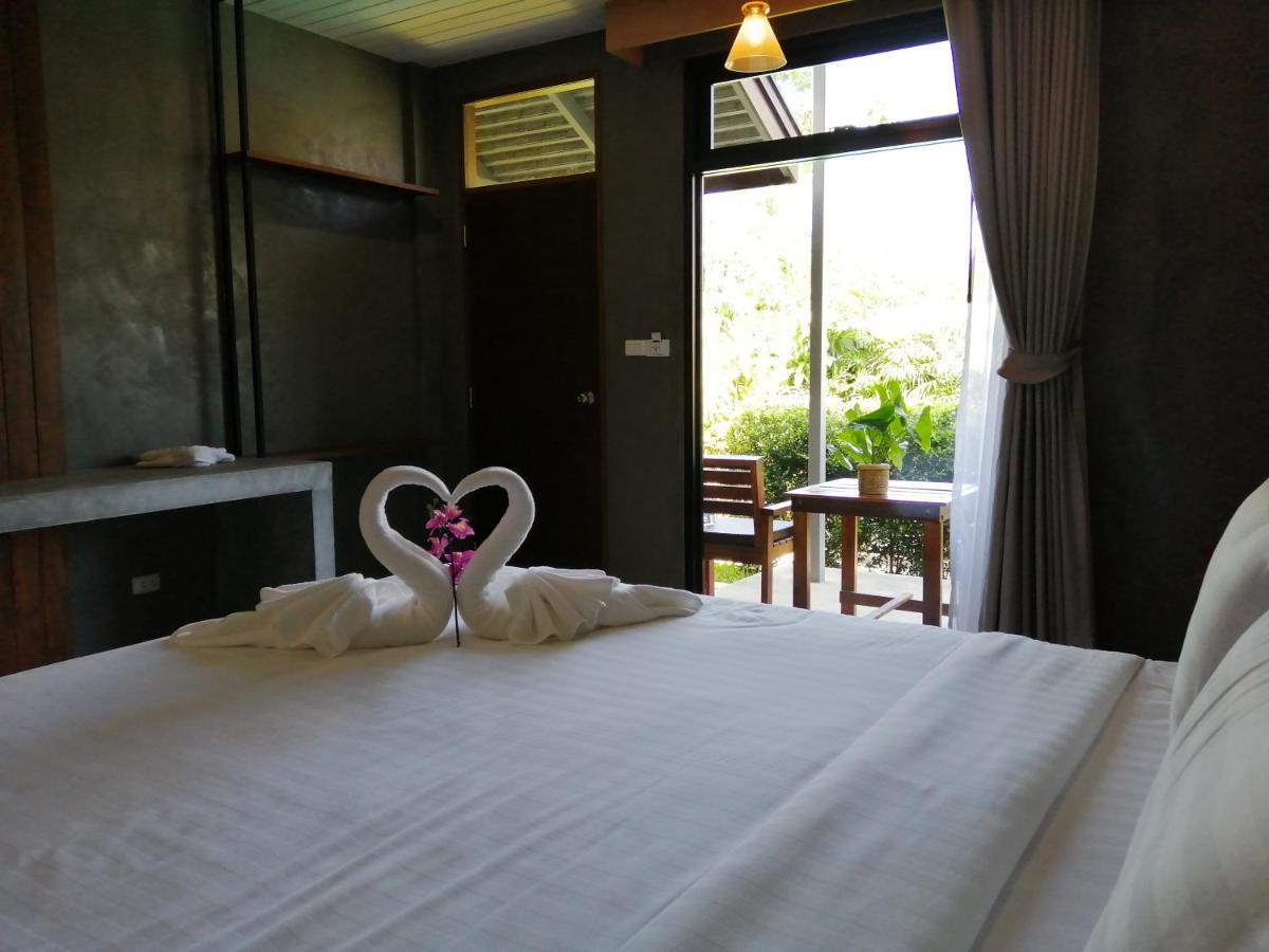 JR Place Klong Muang Beach Exterior foto